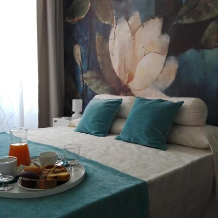 Domus Crescenzio - Guest House Roma Ngoại thất bức ảnh