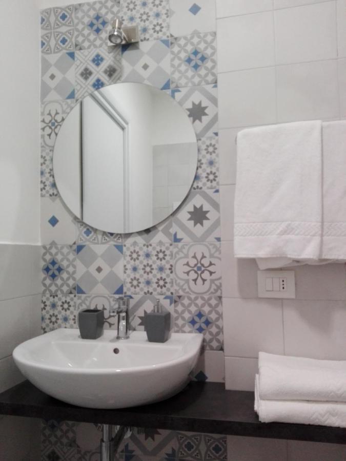 Domus Crescenzio - Guest House Roma Phòng bức ảnh